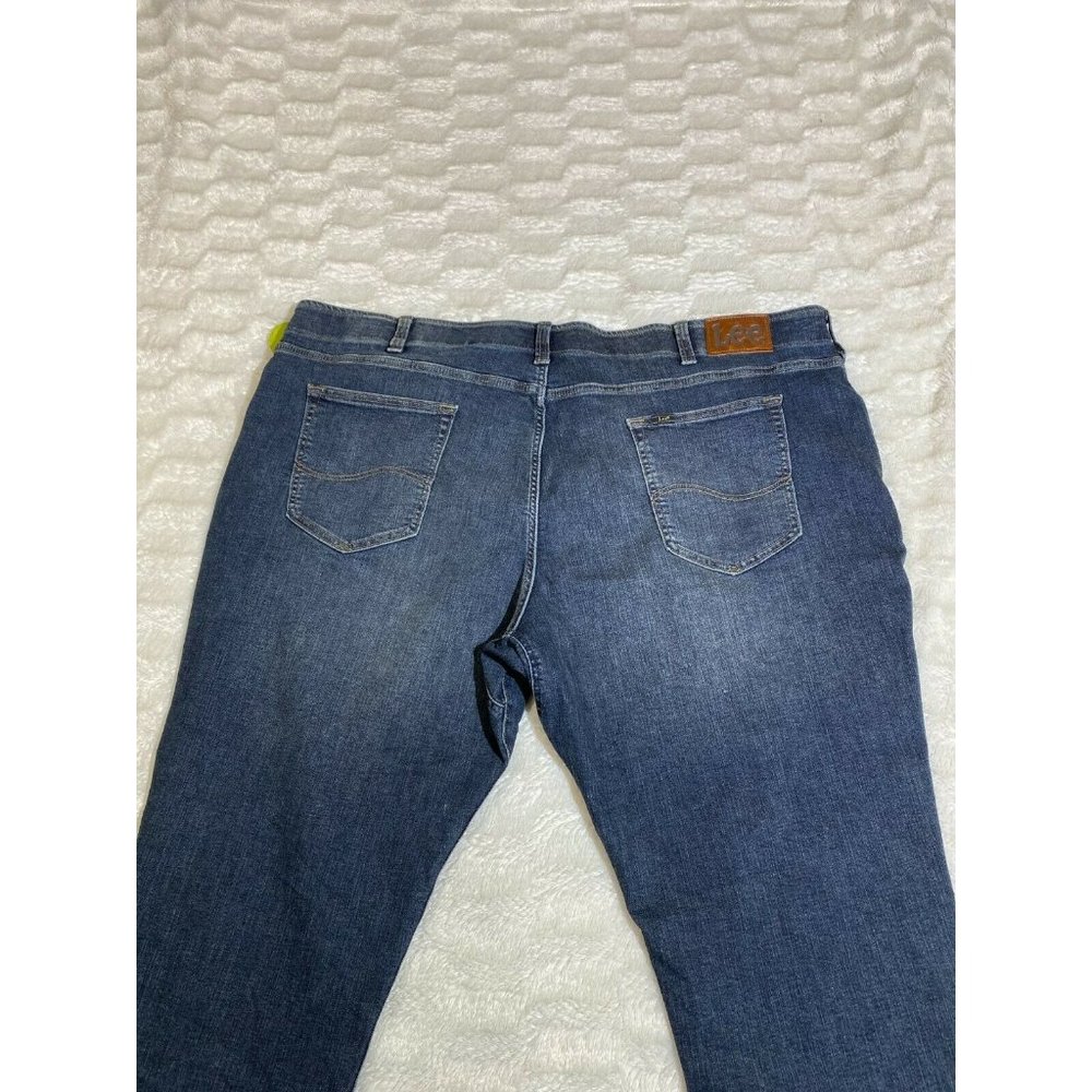 NWT Lee Men's Performance Series Relaxed Fit 52x30